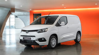 I Wish This Simple Toyota Van Radio Came In Everything